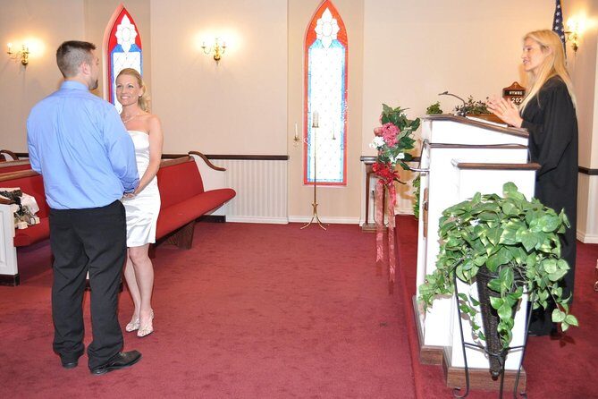 Las Vegas Wedding at A Special Memory Wedding Chapel - The Sum Up