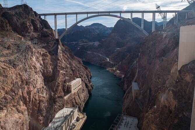 LasVegas Small Group 6Hour Valley of Fire/Hoover Dam/Boulder City - Scenic and Cultural Stops