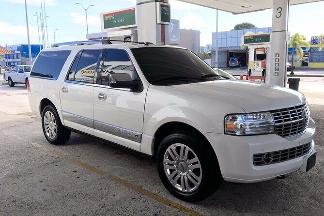 Lautoka hotels to Nadi Airport (NAN) - Departure Private Transfer - Extra Comforts and Services