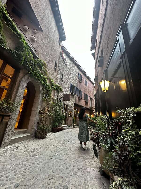 Lavender Ranch, Chautla and Val`Quirico. - A Day of Contrasts and Charm
