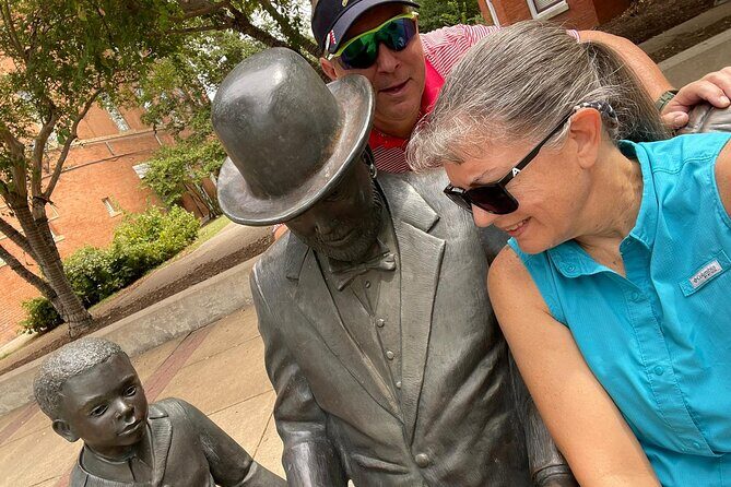Lawrence Locomotion Scavenger Hunt - Who Should Consider This Experience?