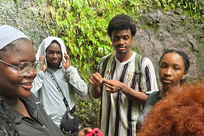 Lawyer Stephens Cave & Waterfalls Hike - Cancellation and Booking