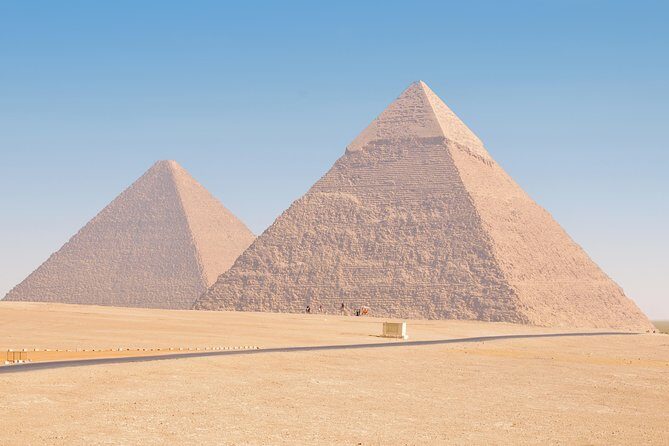 Layover tour to Giza Pyramids & Egyptian museum - A Journey into Egypt’s Ancient Artifacts
