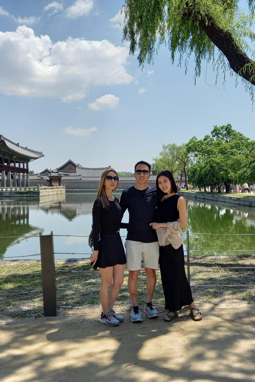 Layover tour to Gyeongbokgung-Folk Museum-Bukchon-Insadong - The Sum Up