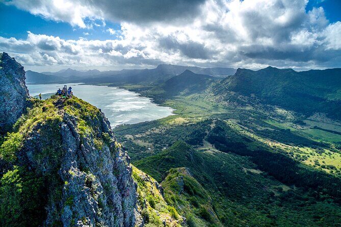 Le Morne Mountain: Guided Hike With Our Professional Local Guides - Why This Tour Offers Great Value