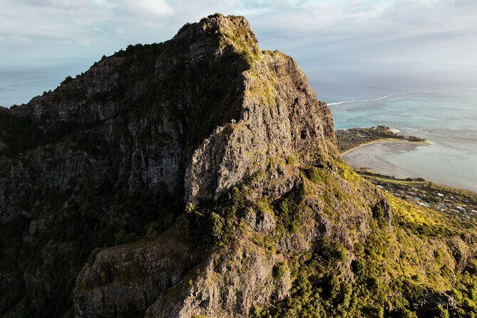 Le Morne Mountain Sunrise Hike & Climb - The Sum Up