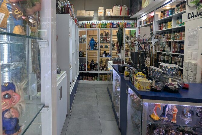 Learn the history and contents of the main market - Who Is This Tour Best For?