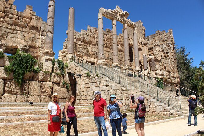 Lebanon tour Baalbek ruins & Ksara w/pick-up, lunch,guide+entries - Who Should Consider This Tour?