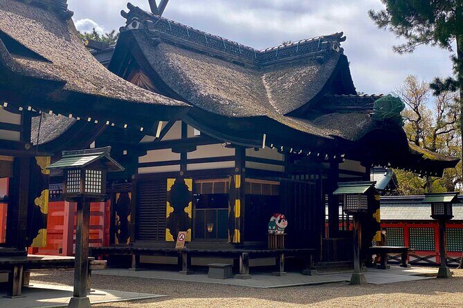Legends of Sumiyoshi Taisha Shrine with Japanese Drink in Osaka - Who Should Book This Experience