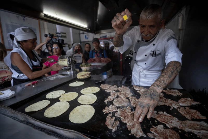 León: Authentic Culinary Tour with Unlimited Tacos - Is It Worth the Price?