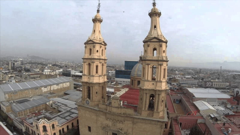 Leon: City Center Guided Tour with Nieve de Garrafa Tasting - Practical Considerations