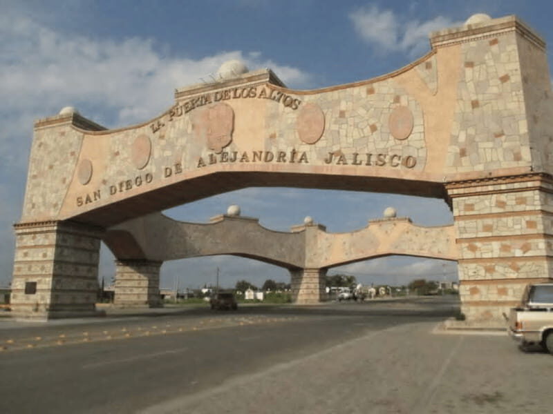 Leon: Cristero Rebellion Guided Tour with Breakfast - What You Can Expect from This Tour