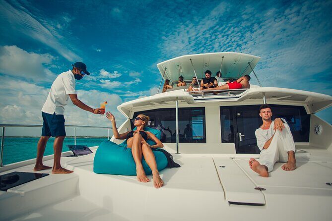 Leopard 51 yacht in Tulum with gourmet dining and water toys - Analyzing the Cost: Is It Worth It?