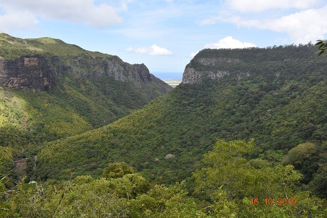 Les septs Cascades Tamarind Falls - A Detailed Look at the Tamarind Falls Tour