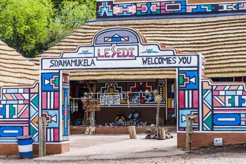 Lesedi Cultural Experience + Lunch or Dinner - Key Points