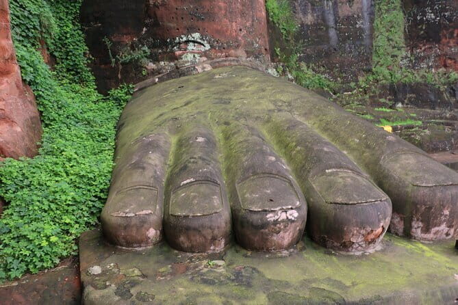 Leshan Giant Buddha day tour with tea Tasting Terrace view - The Itinerary in Detail