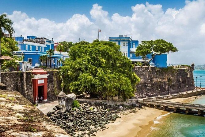 Lets Roams Old San Juan Scavenger Hunt: Find the Fountain of Youth! - Key Points