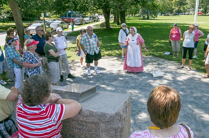 Lexington Battle Green Walking Tour with Costumed Guide - Practical Details and Value