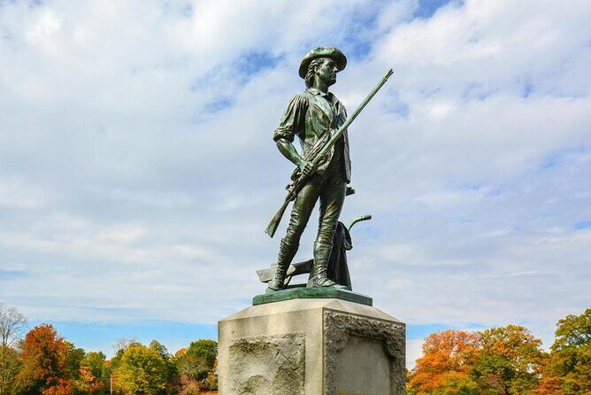 Lexington & Concord 3 hour private tour from Boston, groups 1-4 - First Stop: Munroe Tavern