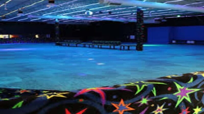 Lexington: Friction Skating Rink Entry Ticket - Key Points