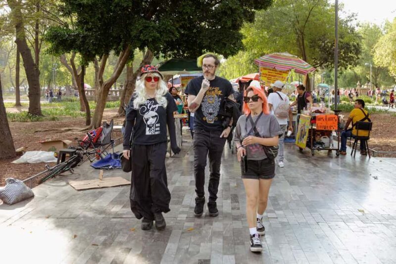 LGBTQ Walking Tour - MxCity for the Girls, Gays & They's - An Honest Look at the LGBTQ Walking Tour