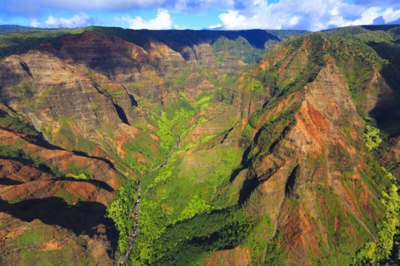Lihue: Deluxe Waterfall Safari Helicopter Tour - Authentic Reviews and Insights