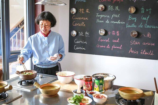 Lijiang Naxi Cuisine Cooking Class & Market Visit - Discover the Flavors of Lijiang: Naxi Cuisine Cooking Class & Market Visit