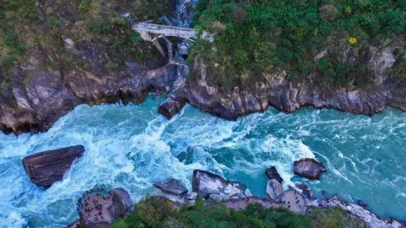 Lijiang to Shangri-La HuXiang Road Private Scenic Tour - What to Expect: Practical Tips