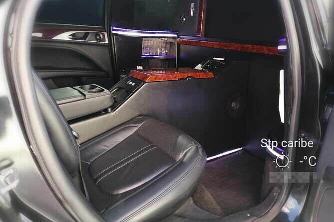 Lincoln Strecth Limousine with Wi Fi on board - Who Should Consider This Service?