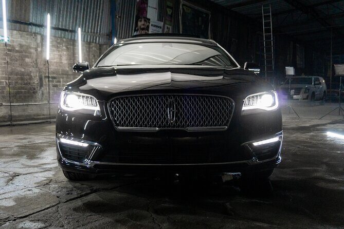 Lincoln Strecth Limousine with Wi Fi on board - The value for money