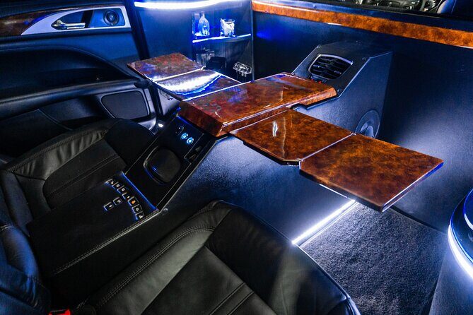 Lincoln Stretch Limo from Tulum to Cancun Airport - What to Expect from the Lincoln Stretch Limo Experience