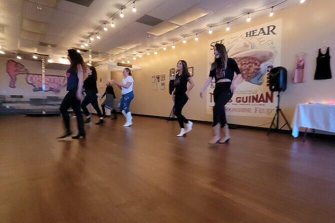 Line Dance Lesson in Nashville - The Meeting Point and Logistics