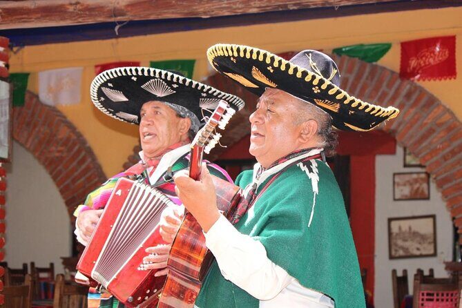 Live a Mexican Night in Plaza de los Mariachis - Live a Mexican Night in Plaza de los Mariachis: An Honest Review