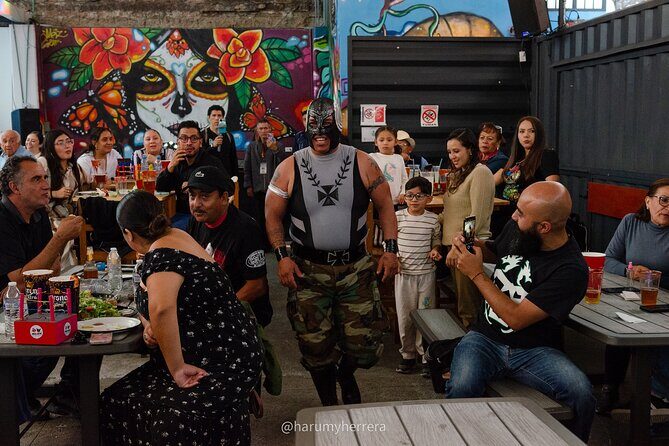 Live the Fight together with a Tacos and Tequila Fighter and more - Exploring the Tour: What to Expect in Detail