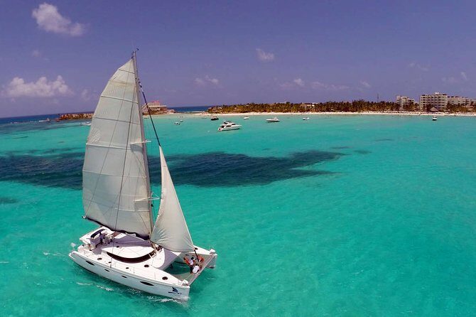 Live The Luxury Catamaran Isla Mujeres Tour in Cancun - The Experience in Detail