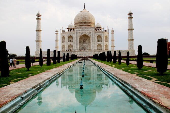 LOCAL Agra :Taj Mahal Sunrise and Sunset Private Tour by Car - Practical Details and Tips