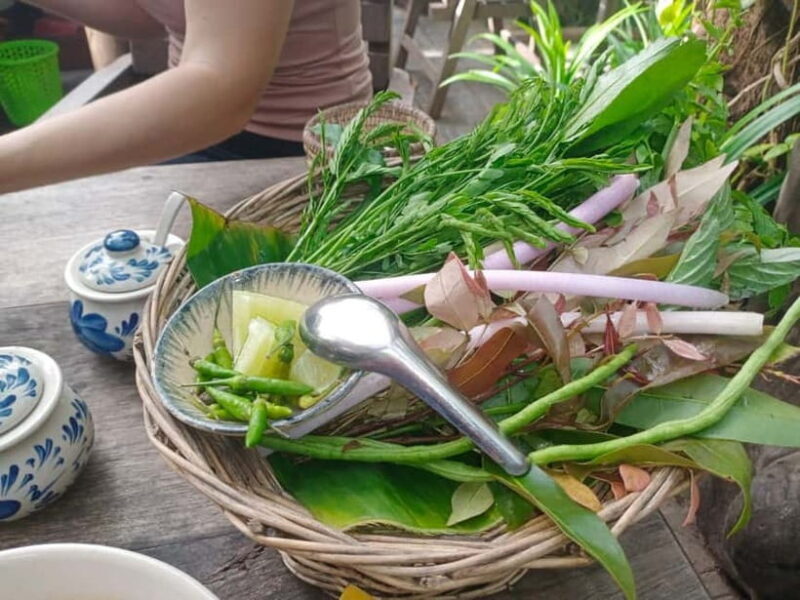 Local food and cocktail tasting tour in Cambodia - Deep Dive into the Stops