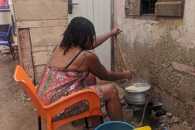 Local Ghanaian Cooking Class in Accra to help support wellness community center - The Meal and Conversation