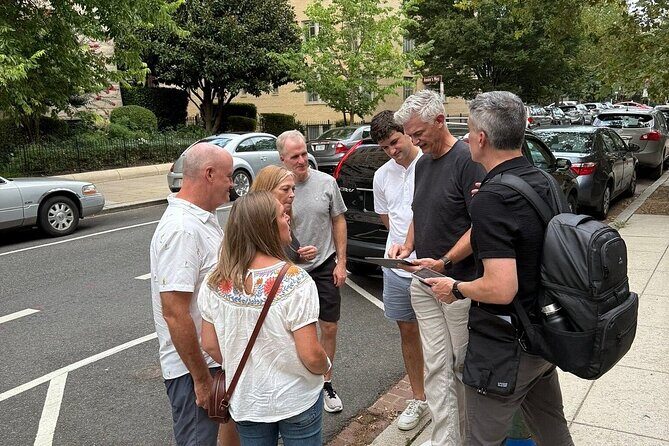 Local Neighborhood Washington DC Food Tour by DrinkEatWalk Tours - The Sum Up