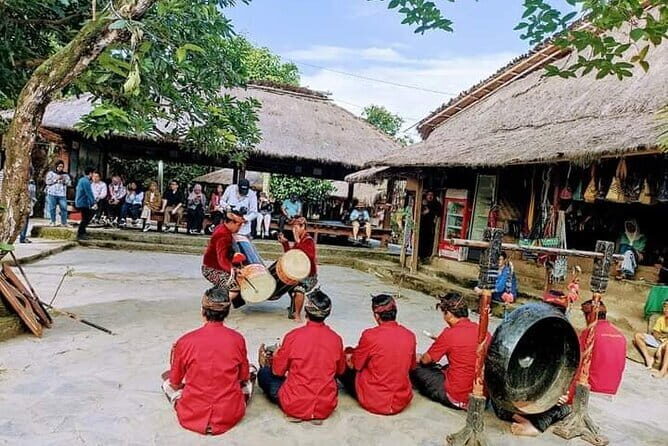 Lombok Culture and South Beach Day Tour - Key Points