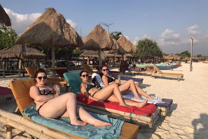 Lombok Day Trip : South Beach & Culture - The Sum Up