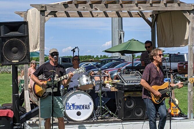 Long Island Winery Tour - Who Is This Tour Best For?