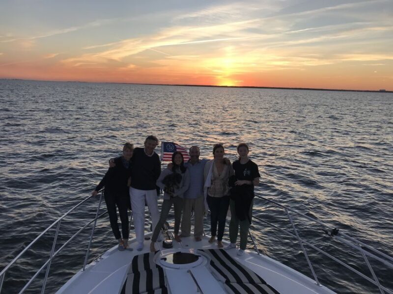 Long Island: Yacht Charters, Location: Port Jefferson Harbor - Key Points