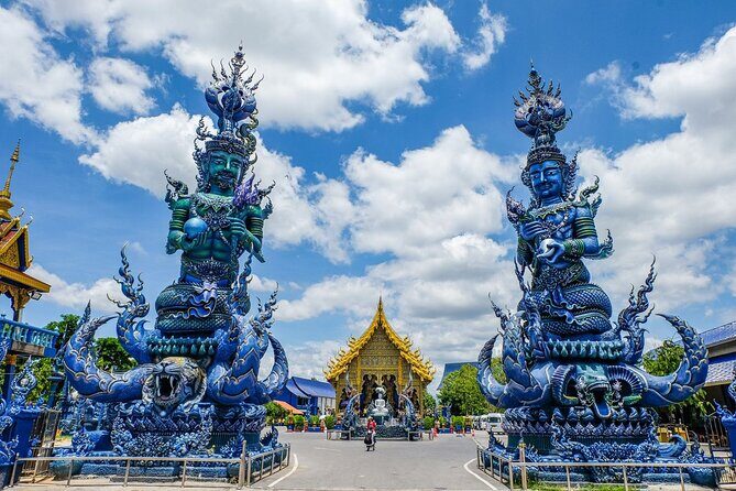 Long Neck Village, White & Blue Temple, Black House Day Tour From Chiang Mai - Authentic Experiences and Visitor Feedback