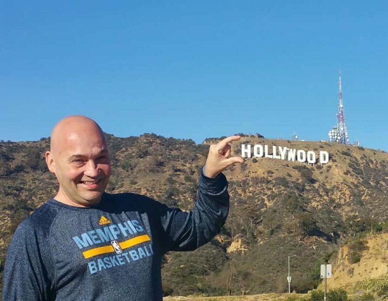 Los Angeles: 4.5-hour tour in an SUV Hollywood/Beverly Hills/G. Observatory - Key Points
