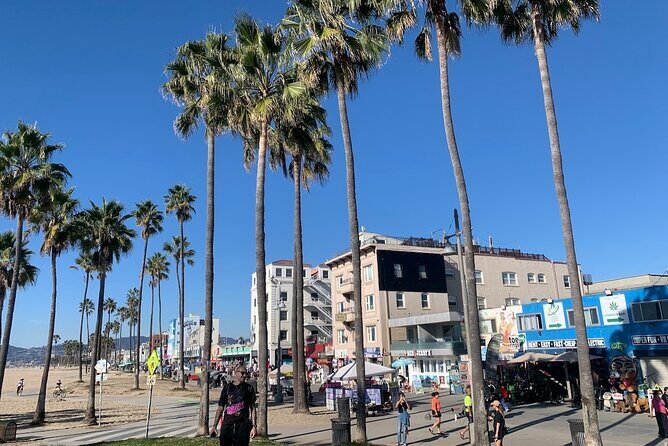 Los Angeles Beach Towns and the Shoreline Village Private Tour. - FAQ