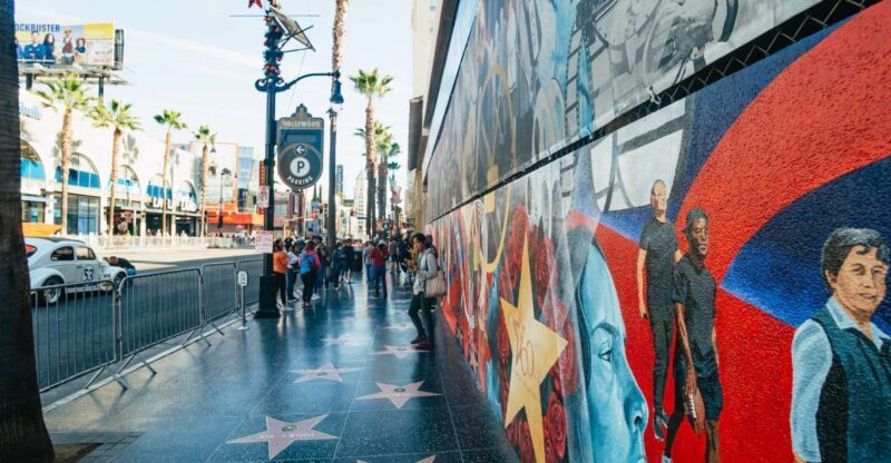 Los Angeles: City Group Tour with Hollywood & Beverly Hills - The Experience of a Guide