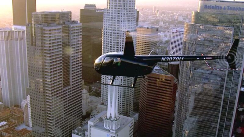 Los Angeles: Downtown Landing Helicopter Tour - A Closer Look at the Experience