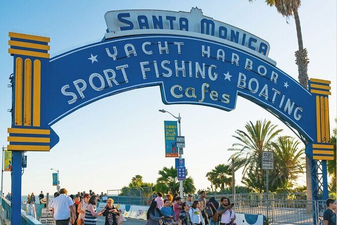 Los Angeles: Full-Day Tour of Hollywood, Griffith & Coast - Key Points
