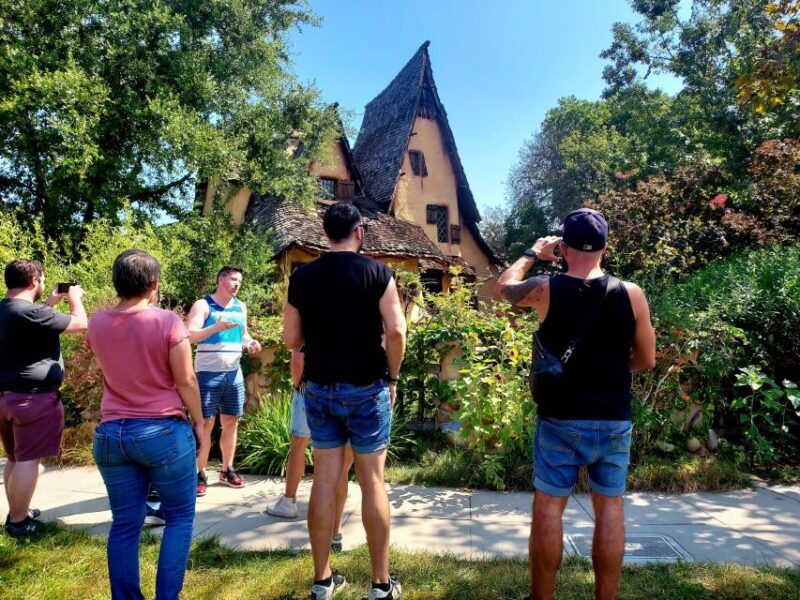 Los Angeles - Gay Sightseeing Booze Bus Tour - An Introduction to the Gay Sightseeing Booze Bus Tour